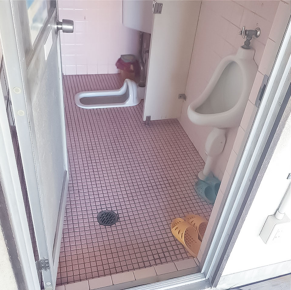 トイレのリフォーム前